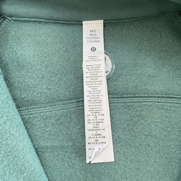 ❤️ Lululemon Scuba Oversized Funnel Neck in Medium Forest Size M/L NWT - Picture 5 of 6